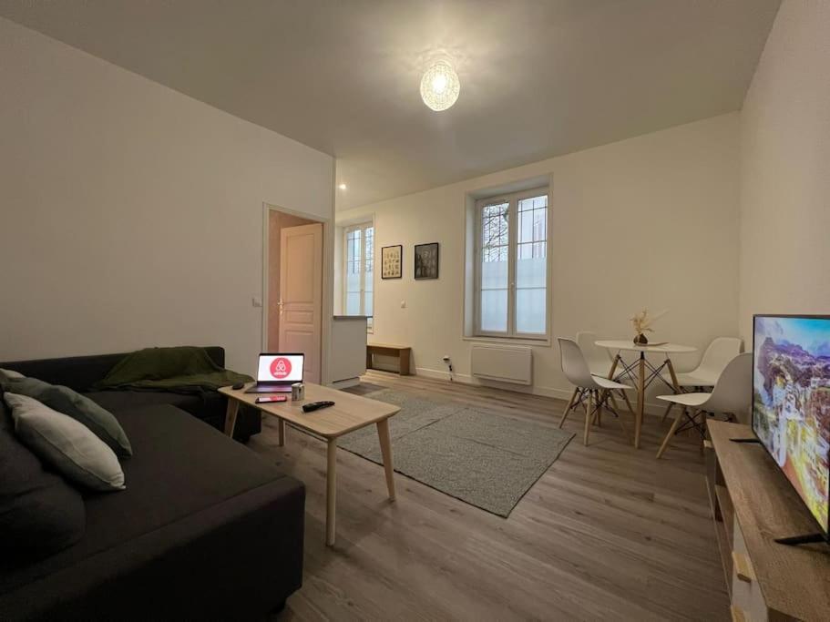 Apartamento Havre De Paix - Melun Exterior foto